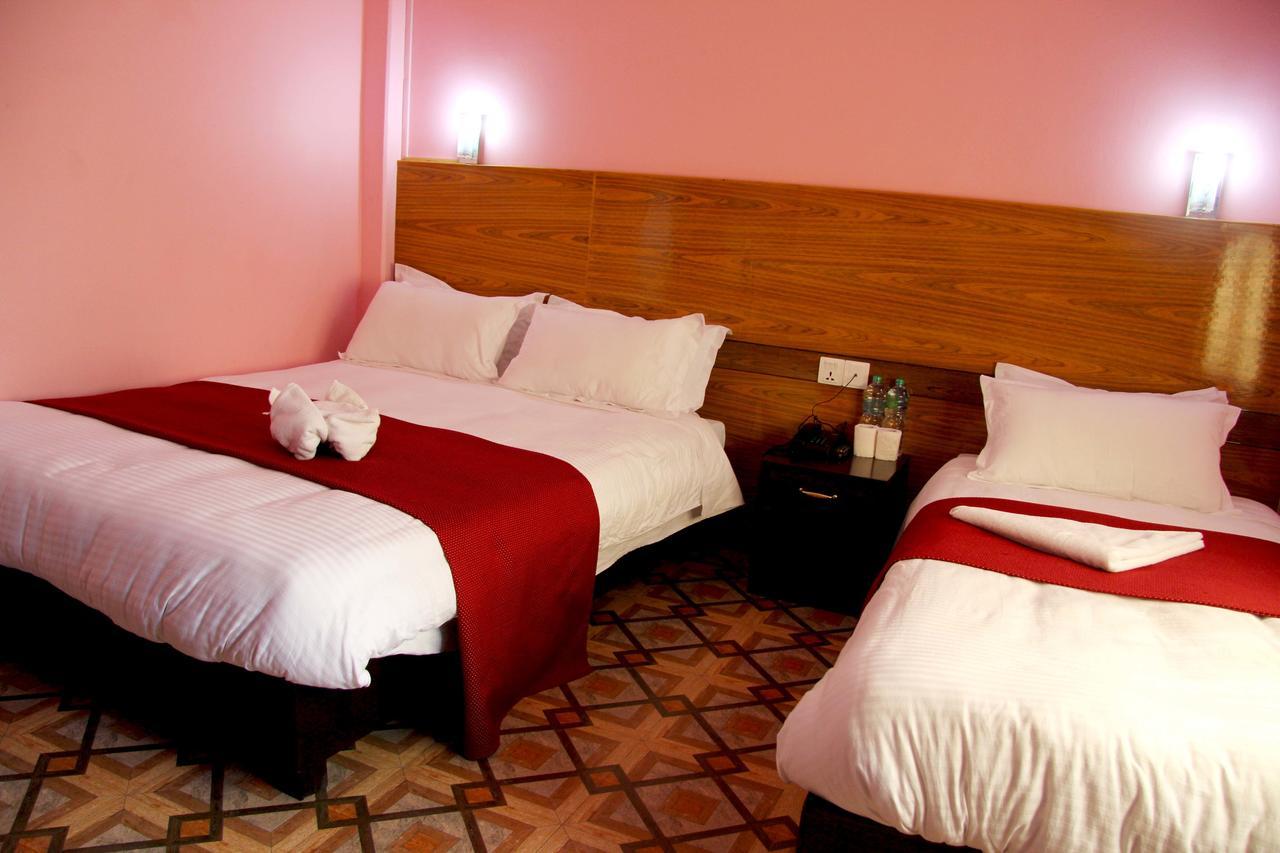 פוקהרה Hotel Buttercup מראה חיצוני תמונה
