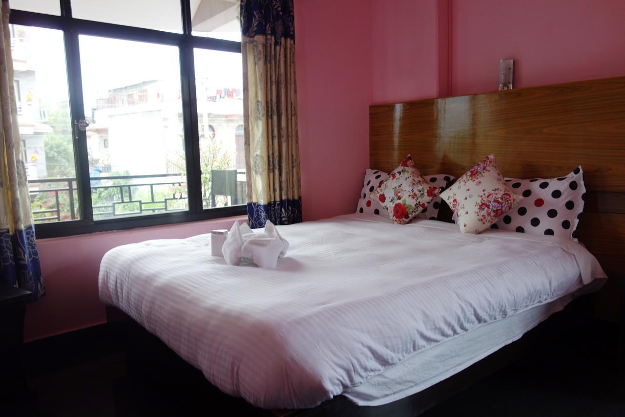פוקהרה Hotel Buttercup מראה חיצוני תמונה